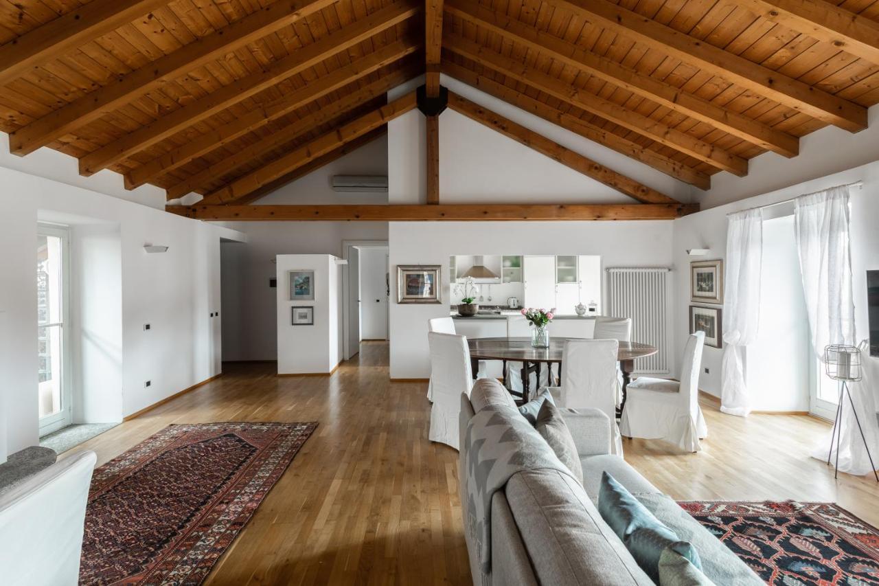 A Casa Nuccia Mansarda By Holiday Solutions Como Buitenkant foto